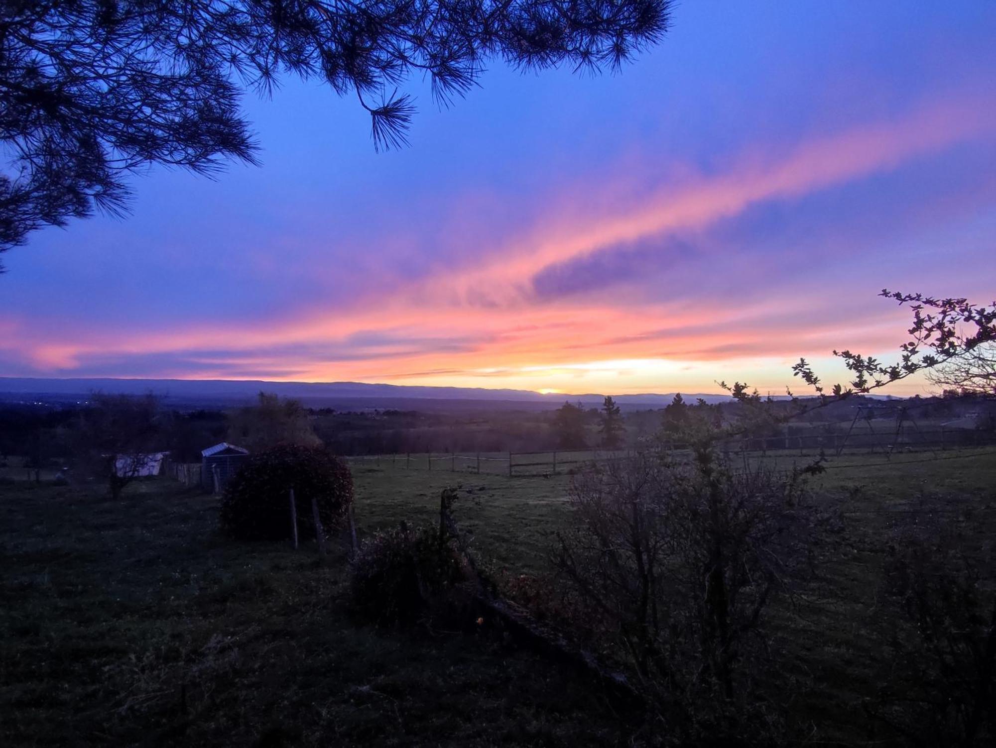 Maison De Campagne Vue Panoramique Rozier-en-Donzy Εξωτερικό φωτογραφία